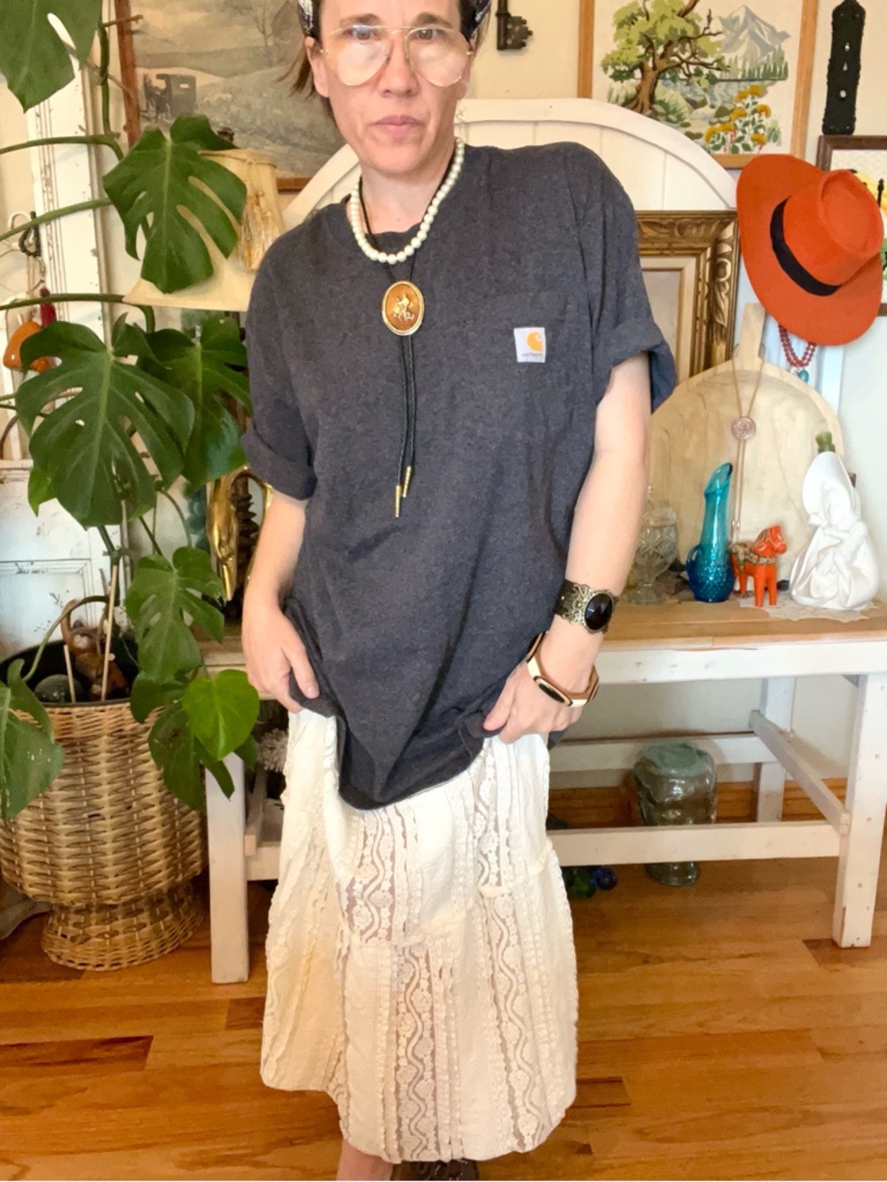 The Boyfriends Favorite Tee! Pre Loved And Perfectly Worn Carhartt T Shirt Large